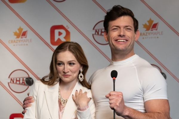 how to dump a hockey star full movie